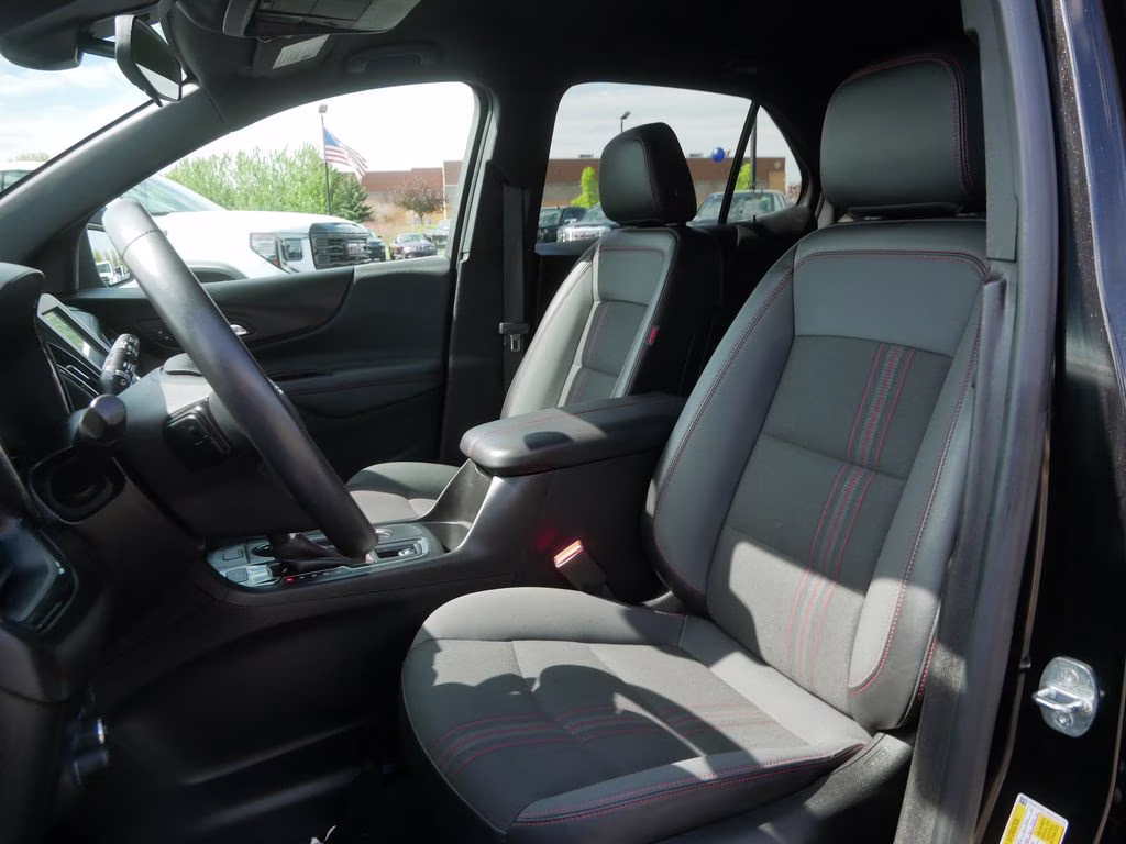 2022 Mosaic Black Metallic Chevrolet Equinox RS AWD SUV