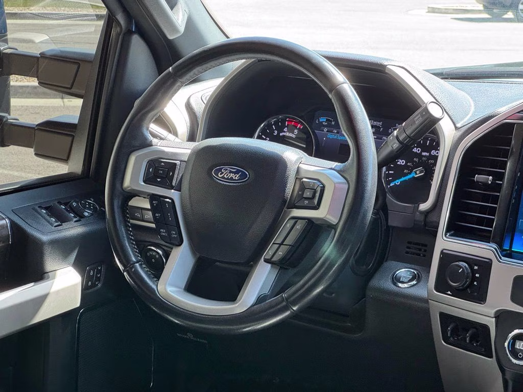 2022 Blue Metallic Ford Super Duty F-350 DRW Lariat 4X4 Truck