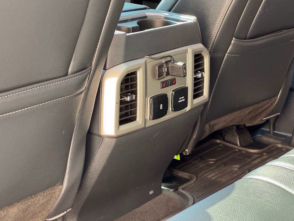 2022 Blue Metallic Ford Super Duty F-350 DRW Lariat 4X4 Truck