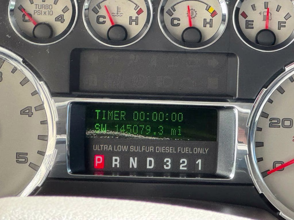 2008 White Ford Super Duty F-450 DRW XL 4X4 Truck