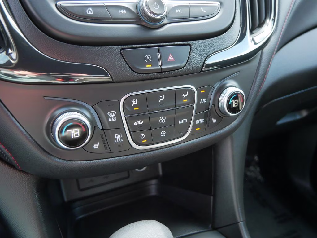 2022 Mosaic Black Metallic Chevrolet Equinox RS AWD SUV