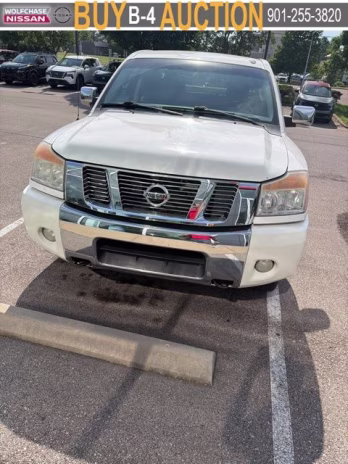 2012 Blizzard Nissan Titan SL RWD Truck
