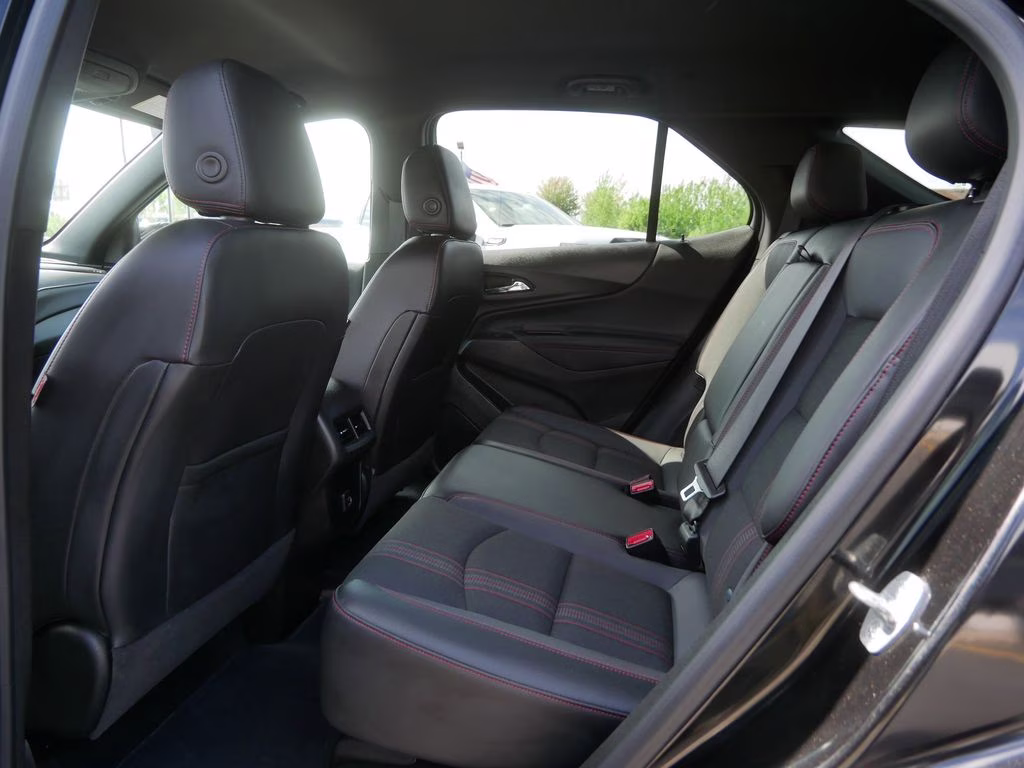 2022 Mosaic Black Metallic Chevrolet Equinox RS AWD SUV