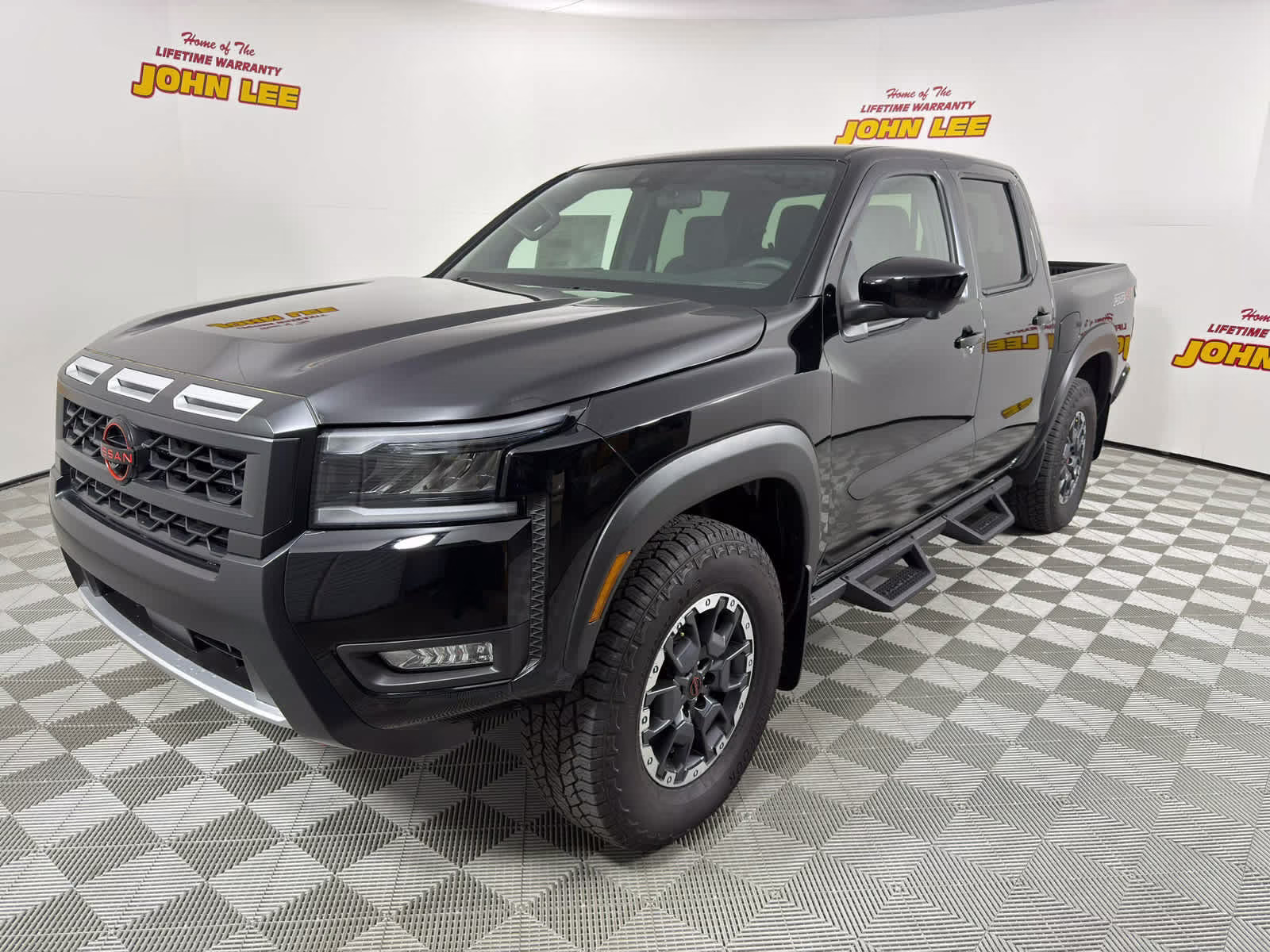 2026 Nissan Frontier PRO-4X Crew Cab 4X4's photo