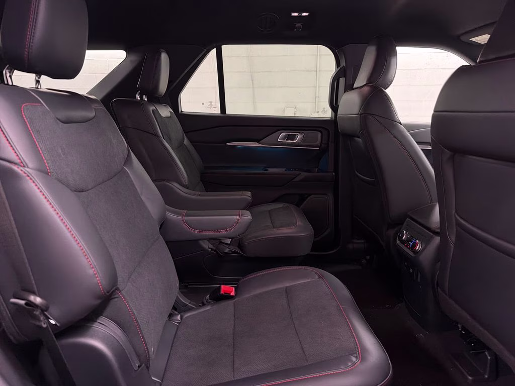 2026 AGATE BLACK Ford Explorer ST 4X4 SUV