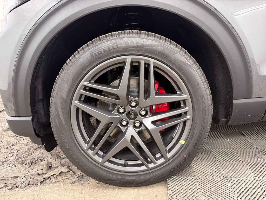 2026 CARBONIZED GRAY Ford Explorer ST-Line RWD SUV