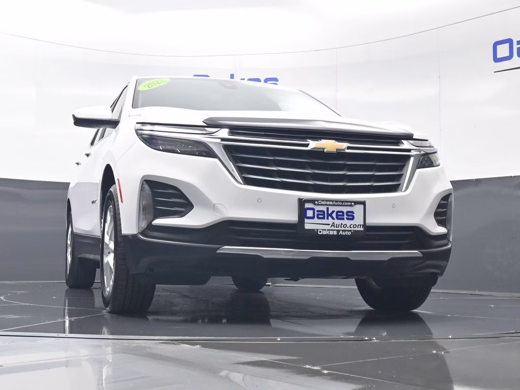 2022 Summit White Chevrolet Equinox LT AWD SUV