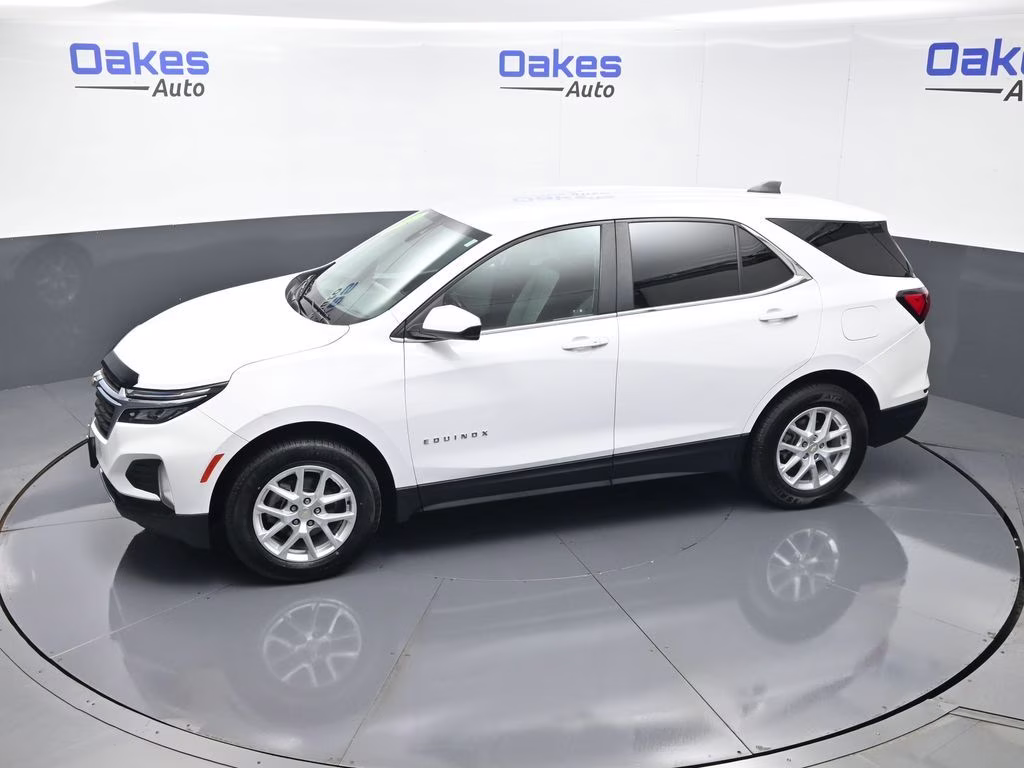 2022 Summit White Chevrolet Equinox LT AWD SUV