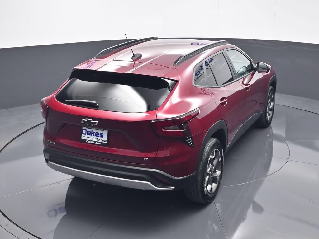 2025 Crimson Metallic Chevrolet Trax LT FWD SUV