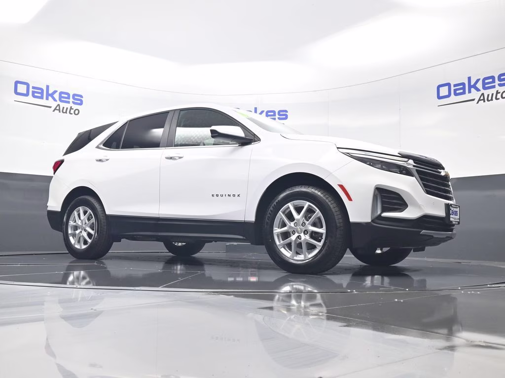 2022 Summit White Chevrolet Equinox LT AWD SUV