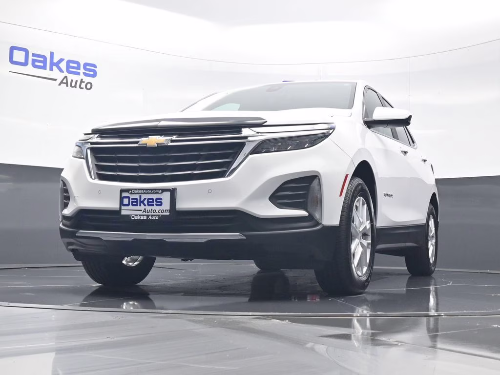2022 Summit White Chevrolet Equinox LT AWD SUV