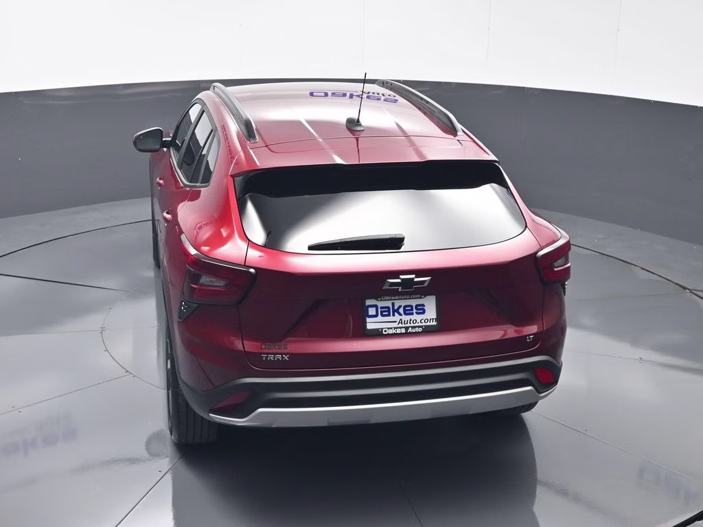 2025 Crimson Metallic Chevrolet Trax LT FWD SUV