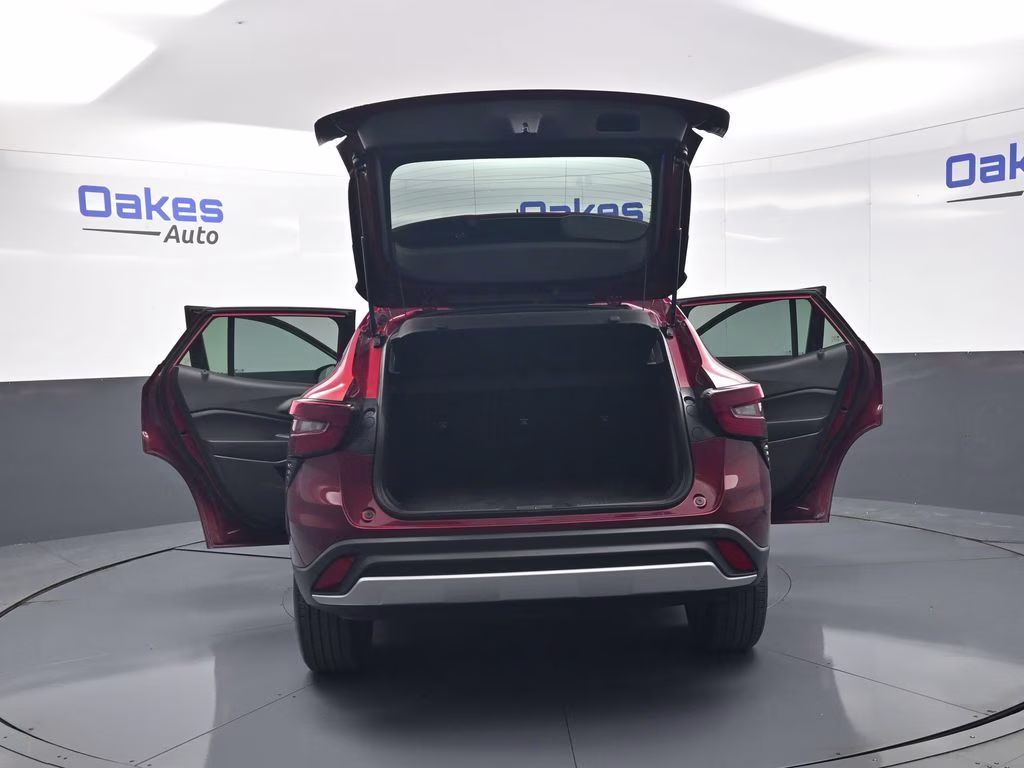 2025 Crimson Metallic Chevrolet Trax LT FWD SUV
