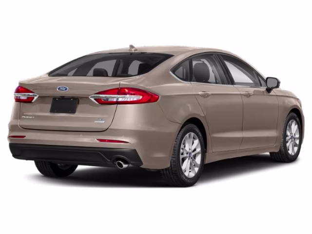 2019 White Gold Ford Fusion SE FWD Sedan