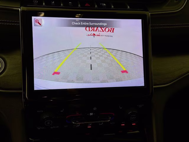 2023 Silver Zynith Jeep Grand Cherokee L Limited 4X4 SUV