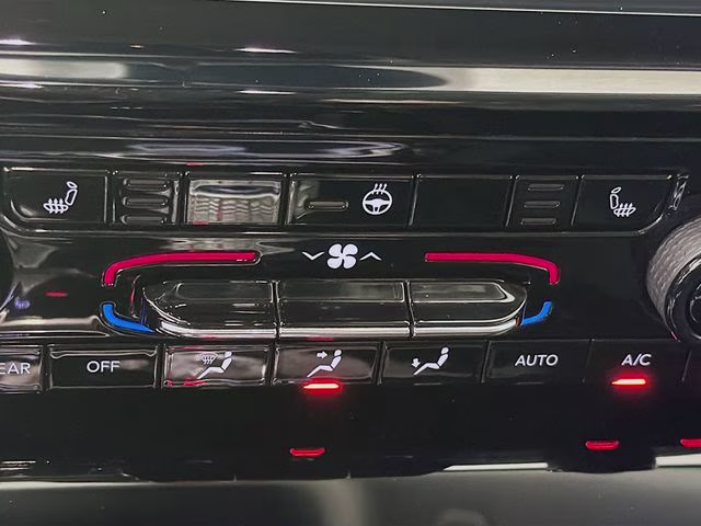 2023 Silver Zynith Jeep Grand Cherokee L Limited 4X4 SUV