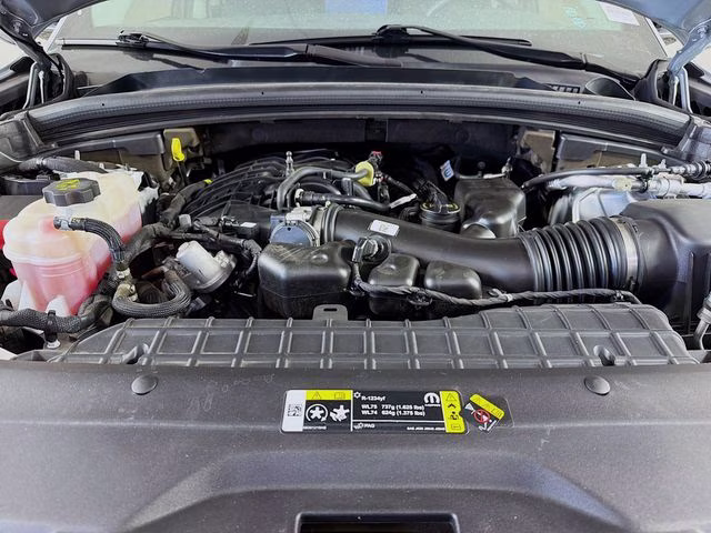 2023 Silver Zynith Jeep Grand Cherokee L Limited 4X4 SUV