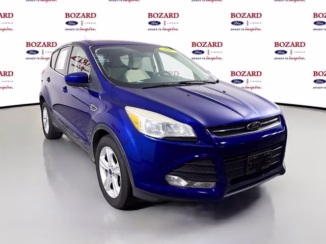 2015 Blue Ford Escape SE FWD SUV
