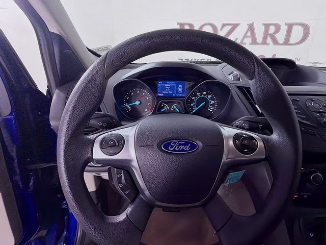 2015 Blue Ford Escape SE FWD SUV