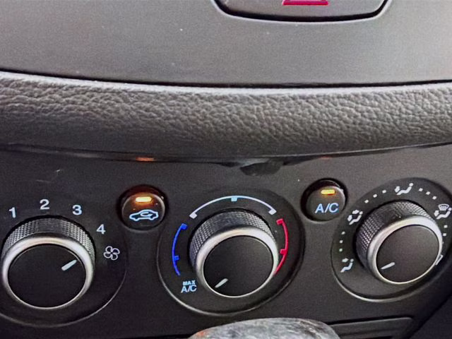 2015 Blue Ford Escape SE FWD SUV