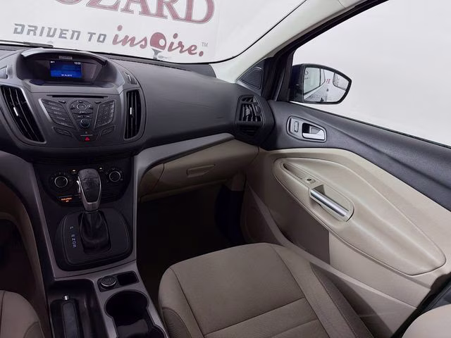 2015 Blue Ford Escape SE FWD SUV
