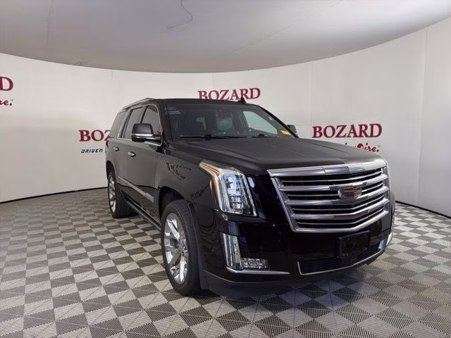2018 Cadillac Escalade AWD Platinum's photo
