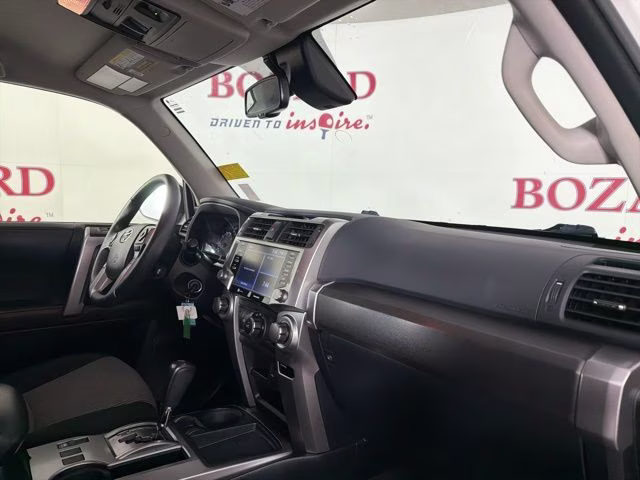 2020 Super White Toyota 4Runner SR5 RWD SUV