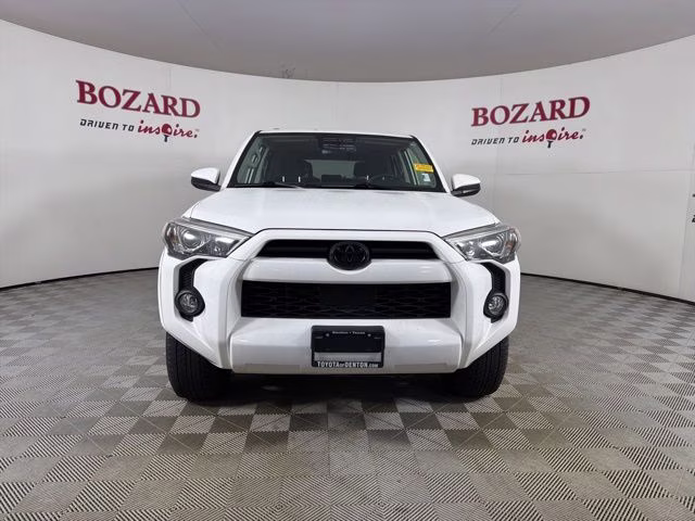 2020 Super White Toyota 4Runner SR5 RWD SUV