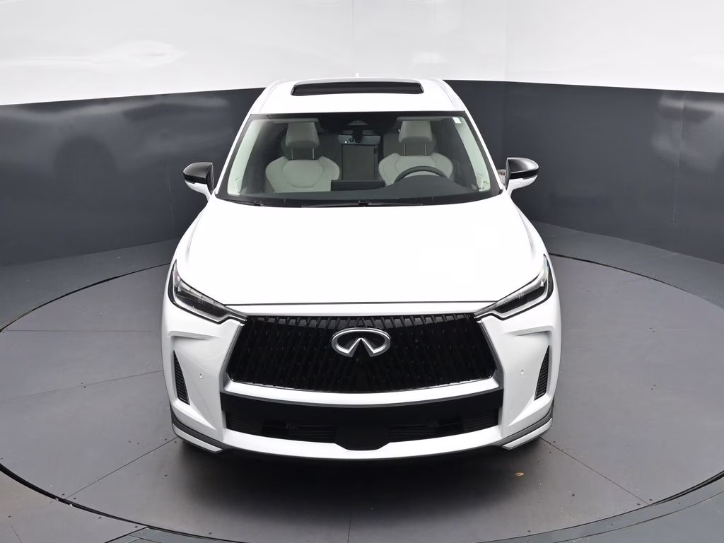 2027 White INFINITI QX60 LUXE FWD