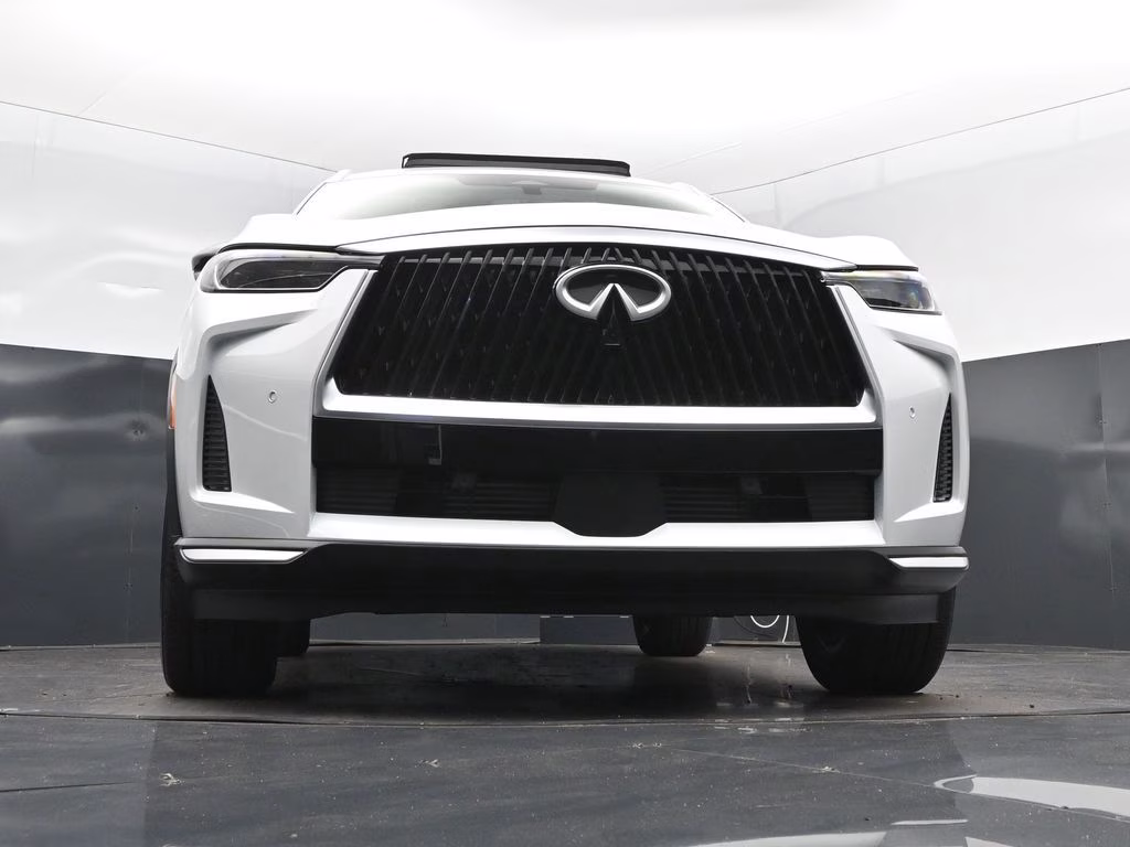 2027 White INFINITI QX60 LUXE FWD