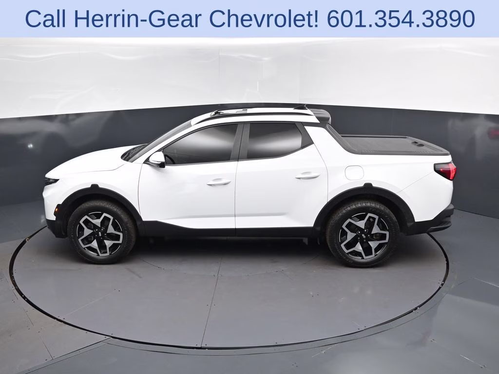 2022 Ice White Hyundai Santa Cruz Limited AWD Truck