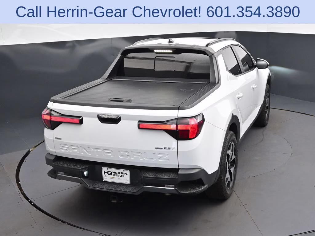 2022 Ice White Hyundai Santa Cruz Limited AWD Truck