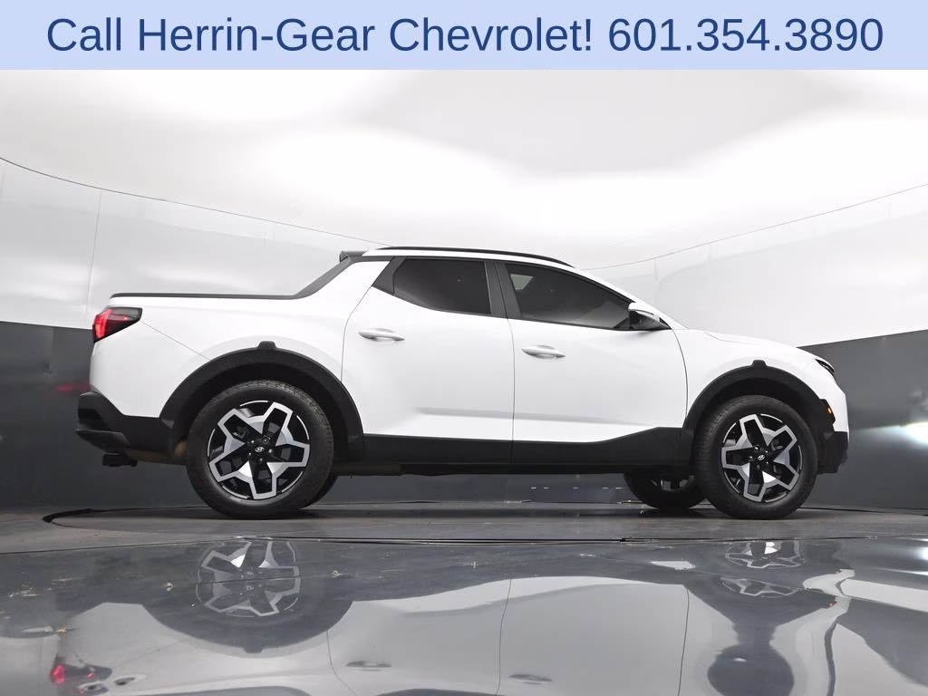 2022 Ice White Hyundai Santa Cruz Limited AWD Truck