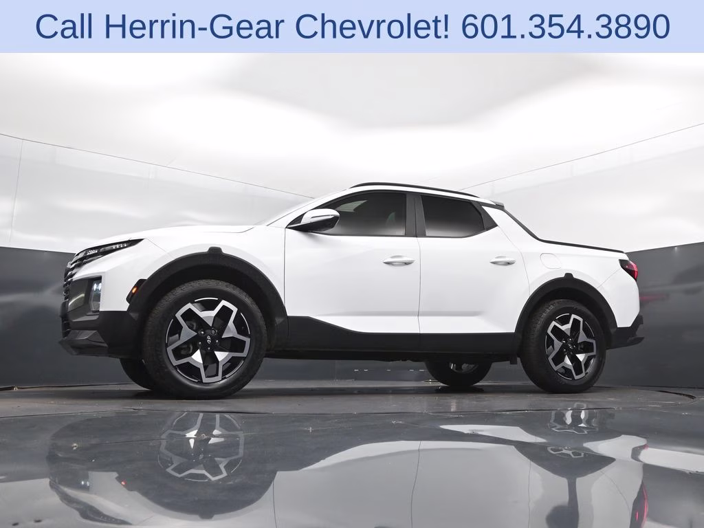 2022 Ice White Hyundai Santa Cruz Limited AWD Truck