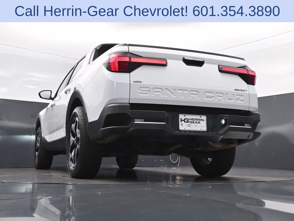 2022 Ice White Hyundai Santa Cruz Limited AWD Truck