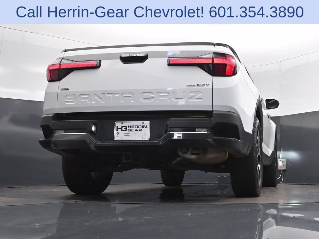 2022 Ice White Hyundai Santa Cruz Limited AWD Truck