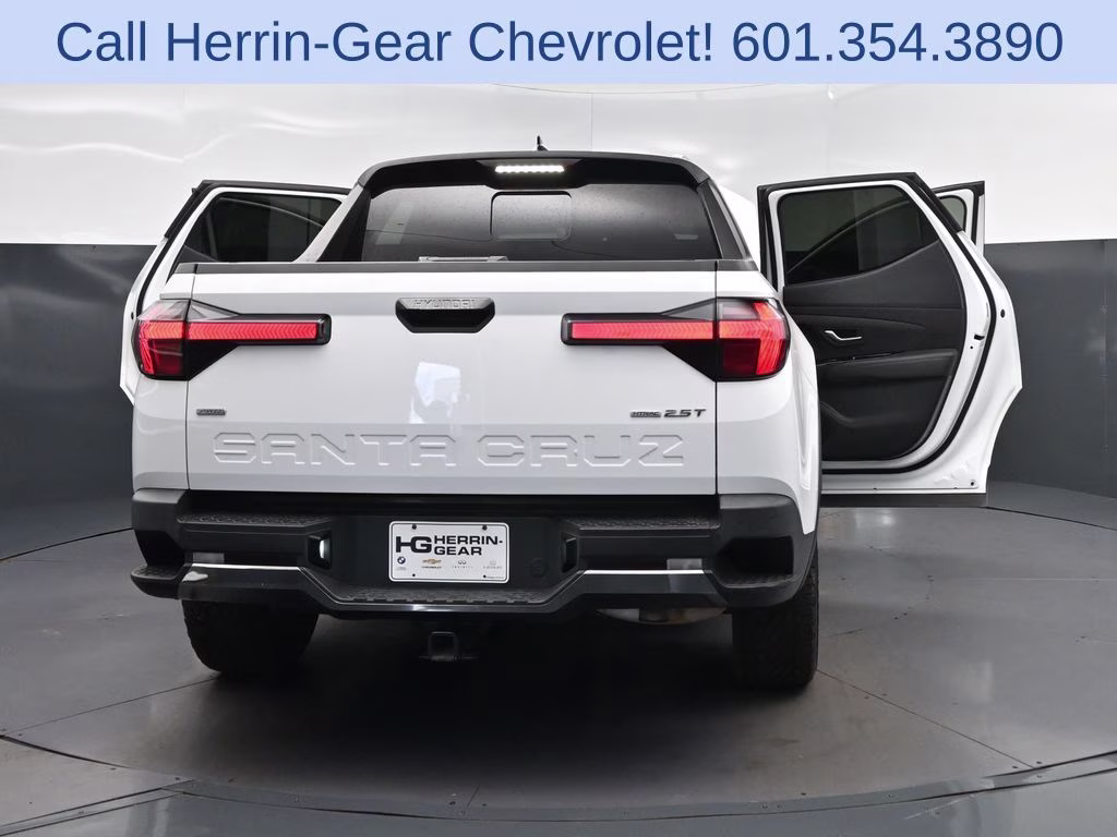 2022 Ice White Hyundai Santa Cruz Limited AWD Truck