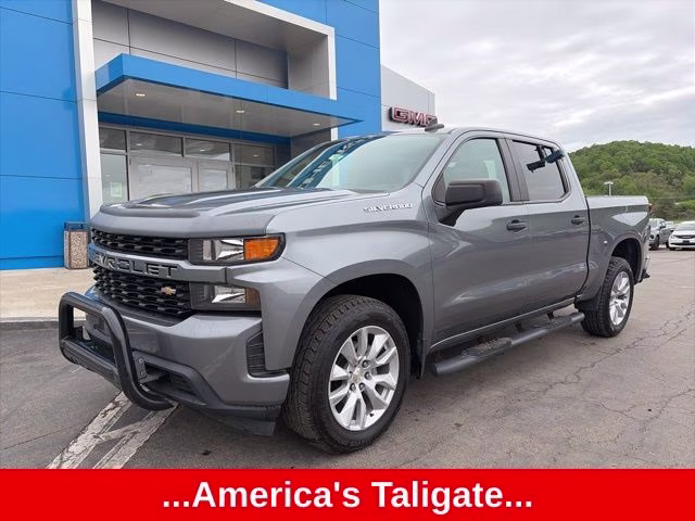 2021 Steel Metallic Chevrolet Silverado 1500 Custom 4X4 Truck