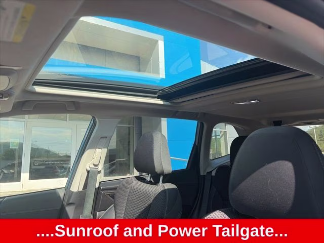 2024 Gray Metallic Subaru Forester Premium AWD SUV