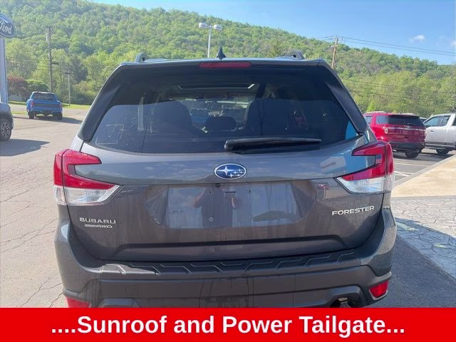 2024 Gray Metallic Subaru Forester Premium AWD SUV