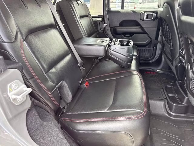 2020 Sting-Gray Clearcoat Jeep Wrangler Unlimited Rubicon 4X4 SUV