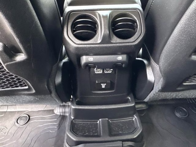 2020 Sting-Gray Clearcoat Jeep Wrangler Unlimited Rubicon 4X4 SUV