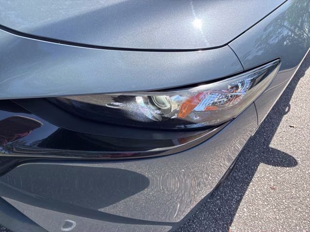 2022 Polymetal Gray Metallic Mazda Mazda3 Carbon Edition FWD Hatchback