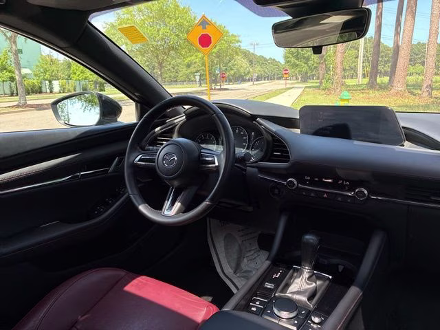 2022 Polymetal Gray Metallic Mazda Mazda3 Carbon Edition FWD Hatchback