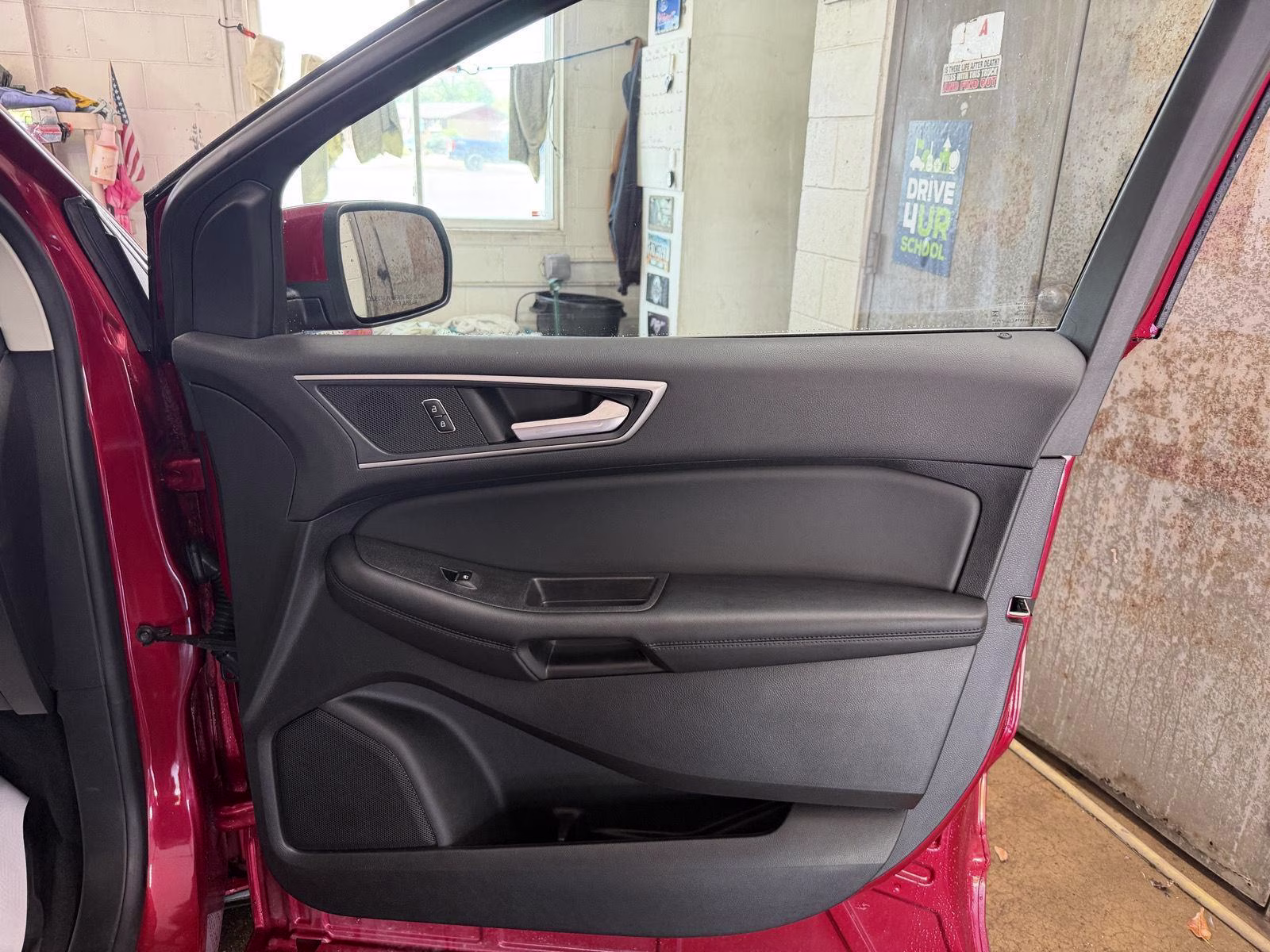 2023 Rapid Red Metallic Tinted Clearcoat Ford Edge SEL AWD SUV