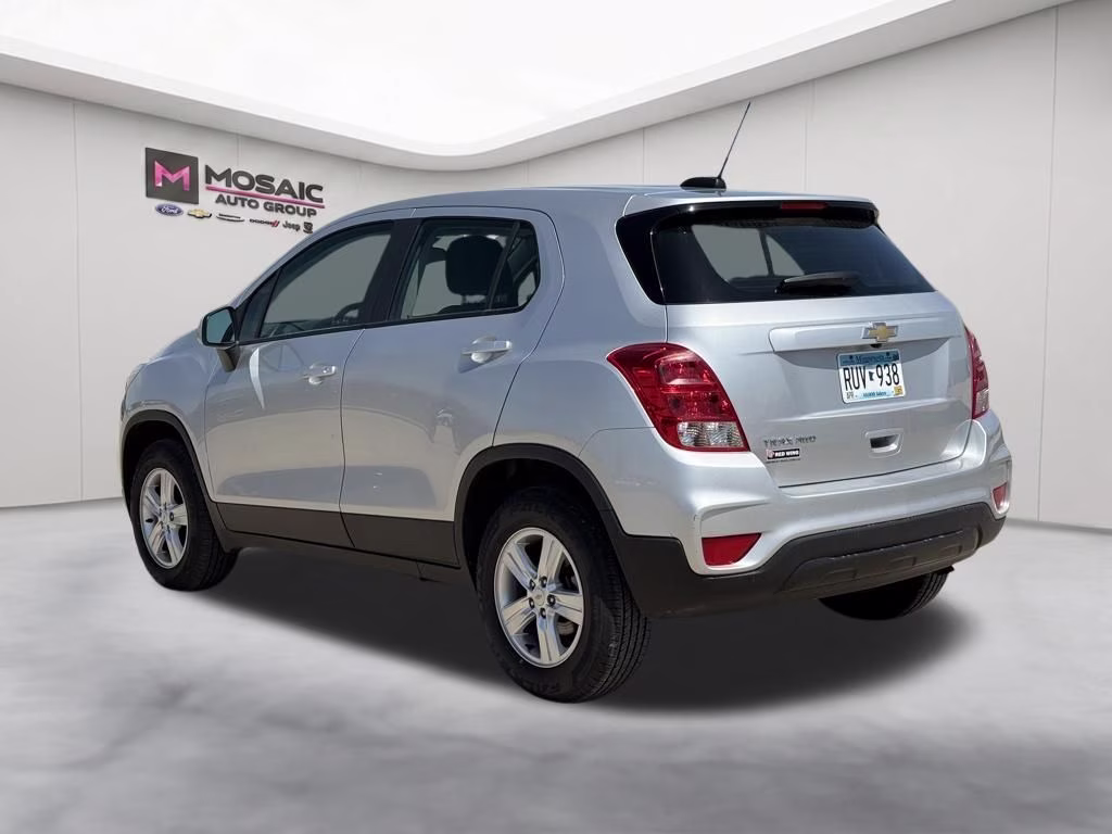 2018 Silver Ice Metallic Chevrolet Trax LS AWD SUV