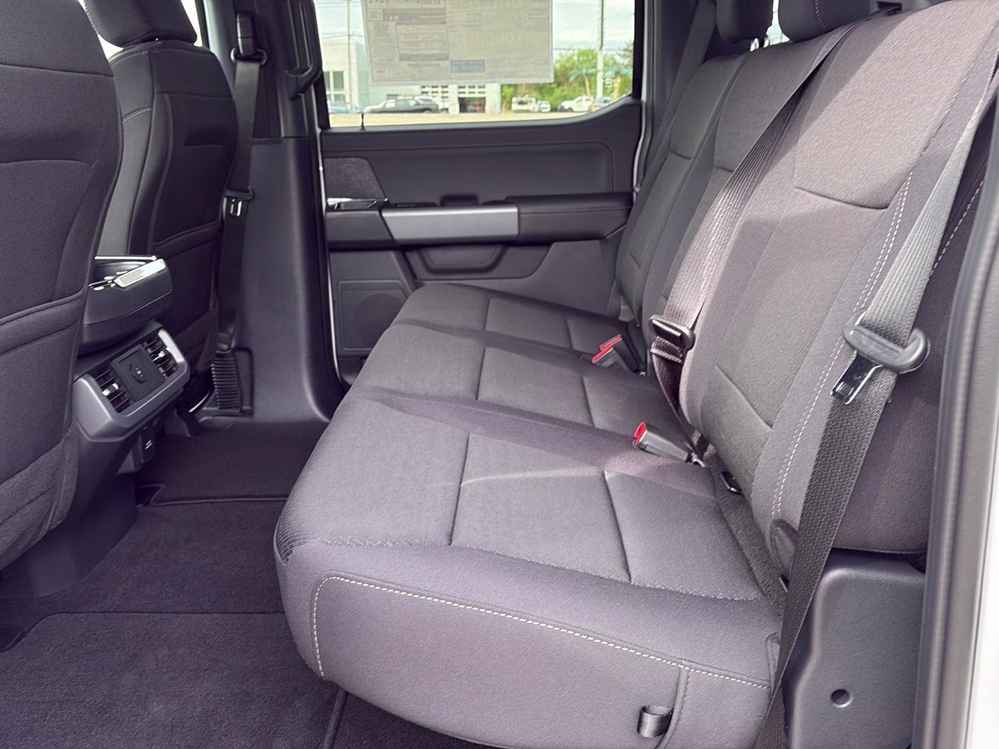 2026 Oxford White Ford F-150 XLT 4X4 Truck