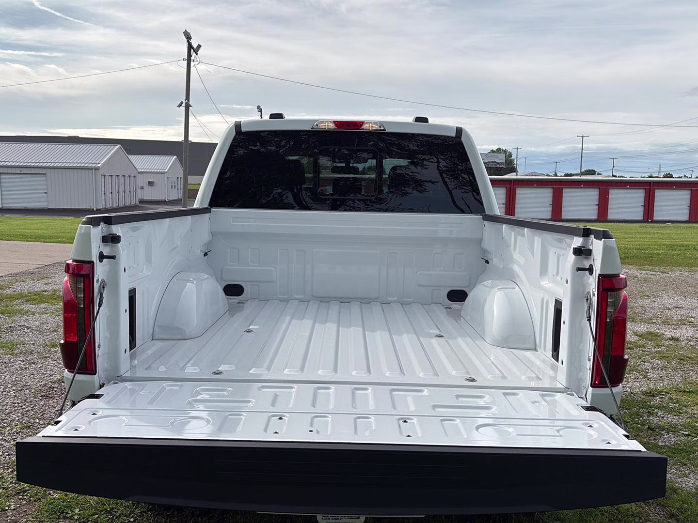 2026 Oxford White Ford F-150 XLT 4X4 Truck
