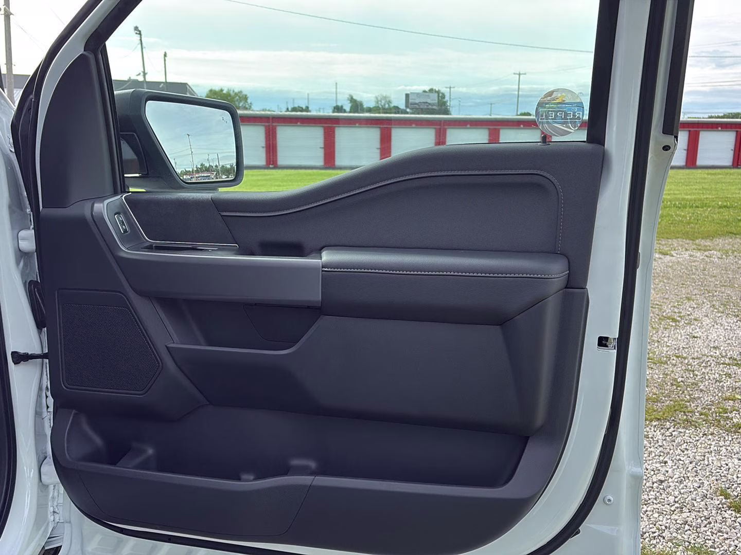 2026 Oxford White Ford F-150 XLT 4X4 Truck