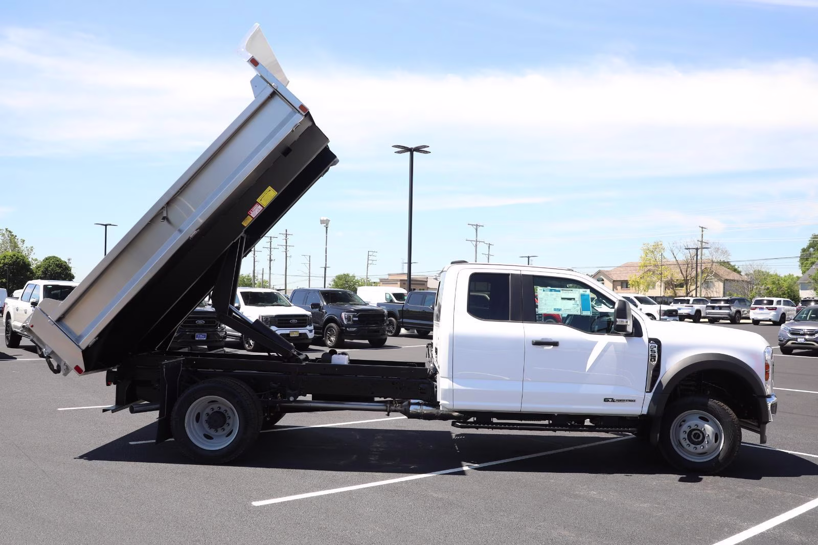 2026 Oxford White Ford Super Duty F-550 DRW XL 4X4 Truck